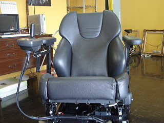 オーダーメイド電動車椅子